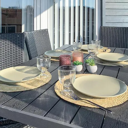 Stunning In With Wifi Semesterbostad